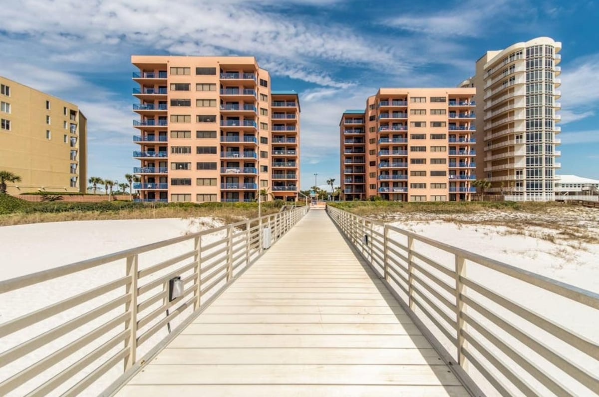 Four Seasons condos in Orange Beach
